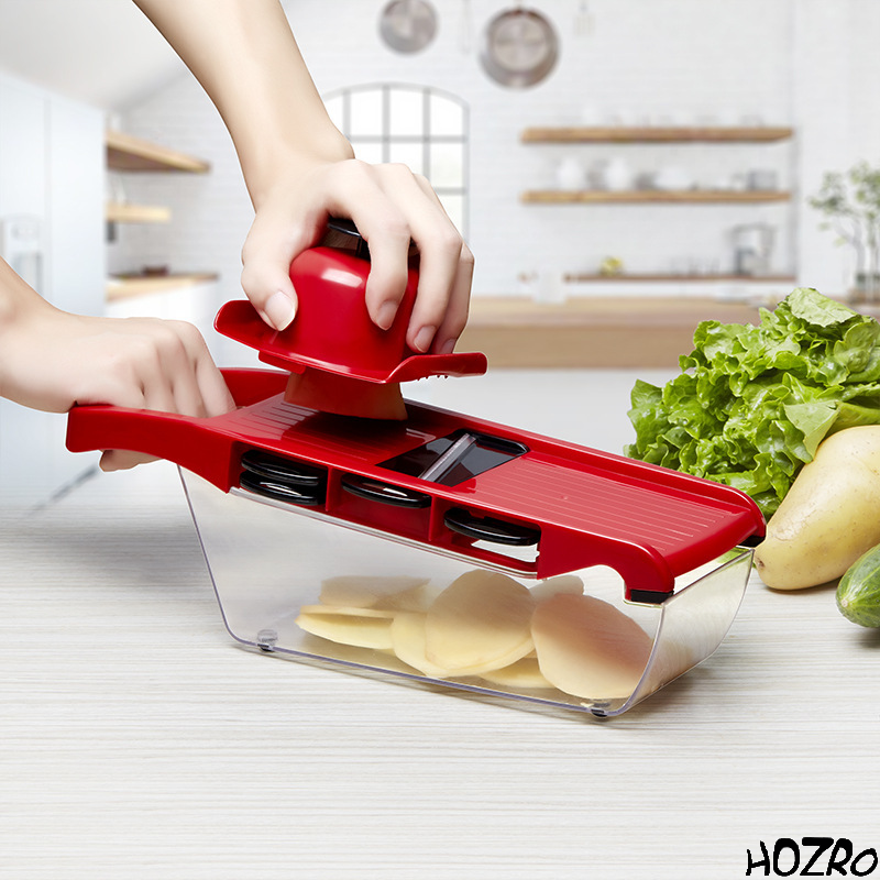Răzătoare Multifuncțională HOZRO, Nicer Dicer Roșu – Set de Bucătărie cu Lame Ascuțite din Oțel Inoxidabil, Recipient Inclus, Accesorii pentru Tăiere, Felii, Cuburi și Julienne, Ideală pentru Legume, Fructe și Brânzeturi HOZRO
