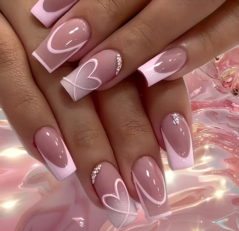 💅 Set 100 Bucăți Tips-uri Profesionale HOZRO®: Baza Perfectă pentru Unghii Tehnice Impecabile HOZRO