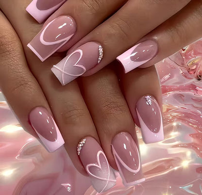 💅 Set 100 Bucăți Tips-uri Profesionale HOZRO®: Baza Perfectă pentru Unghii Tehnice Impecabile HOZRO
