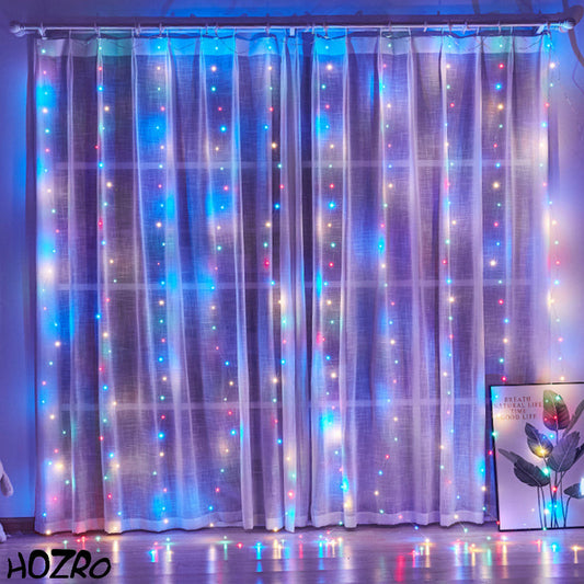 Instalație Tip Perdea Luminoasă HOZRO, cu 240 LED-uri Multicolore, Decor Festiv pentru Interior și Exterior, Iluminare de Crăciun, Petreceri și Evenimente Speciale, Efecte Luminoase Decorative, Consum Redus de Energie, Design Modern și Elegant HOZRO