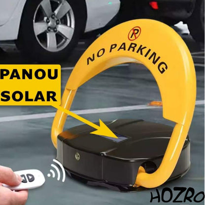 Blocator de Parcare Automat HOZRO, cu Încărcare Solară – Barieră Rabatabilă cu Funcție Anti-Furt, Alarmă Integrată, Control prin Telecomandă și Cheie, Design Robust Negru/Galben pentru Protecția și Siguranța Locului de Parcare HOZRO
