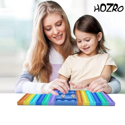 Joc Interactiv Antistres HOZRO, Pop It Now and Flip It – Din Silicon Moale, Cu Zaruri, Multicolor, Ideal pentru Relaxare, Concentrare și Distracție pentru Copii și Adulți HOZRO