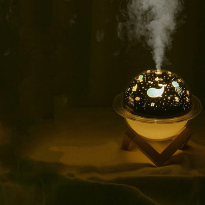 Umidificator Aromaterapie HOZRO, cu Proiector Luminos Tematic Ocean, Capacitate 250ml, Difuzor de Arome cu Lumini Ambientale, Suport din Lemn Elegant, Funcție Silențioasă și Design Modern – Ideal pentru Dormitor, Living sau Cadou Relaxant HOZRO