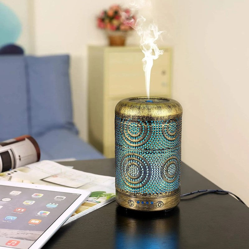 Difuzor HOZRO, Aromaterapie Vintage, cu Design Metalic Elegant, 250ml – Umidificator cu Ultrasunete, 7 Culori LED Ambientale, Funcție de Oprire Automată, Ideal pentru Relaxare, Dormitor sau Spa