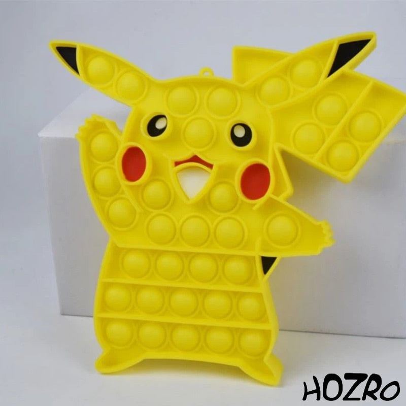 Jucarie antistres HOZRO, Pop it, Model Pikachu – Silicon Moale, Dimensiune 19×18 cm, Culoare Galbena, Ideala pentru Relaxare, Concentrare si Distractie HOZRO