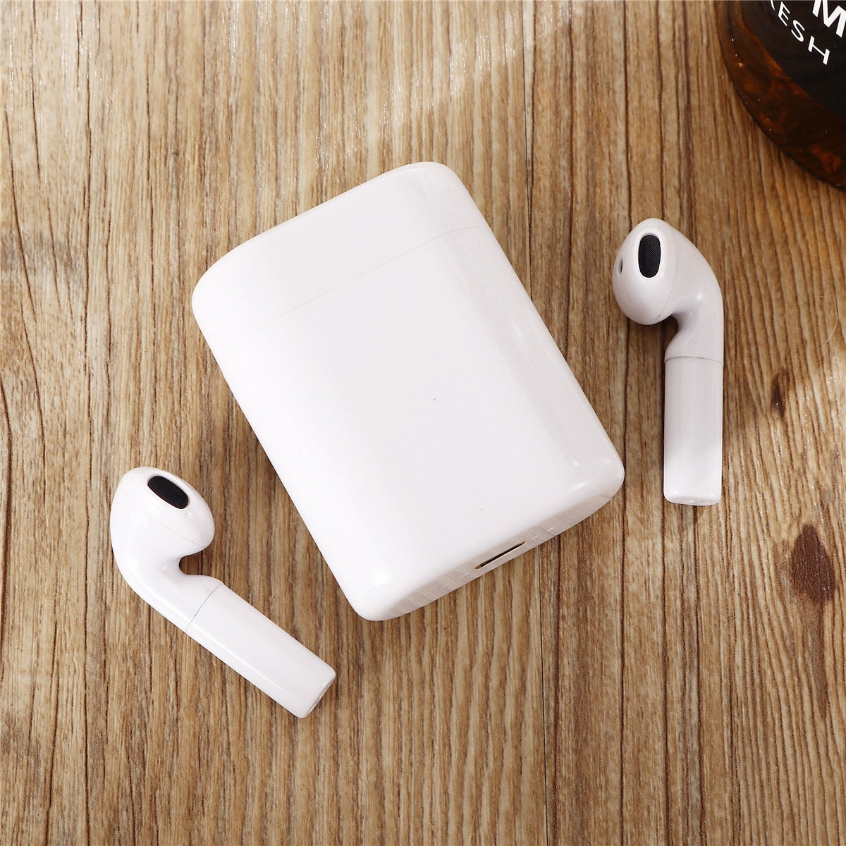 Căști Audio True Wireless HOZRO i18 Premium – In-Ear, Sunet HiFi 3D, Microfon Încorporat și Dock de Încărcare, Disponibile în Diverse Culori HOZRO
