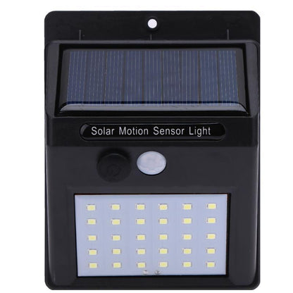 Lampă Solară HOZRO, 30 LEDURI, Senzor de Mișcare, Protecție IP65, Rezistentă la Apă și Intemperii – Iluminat Exterior Eficient pentru Curte, Grădină, Terasă sau Aleii HOZRO